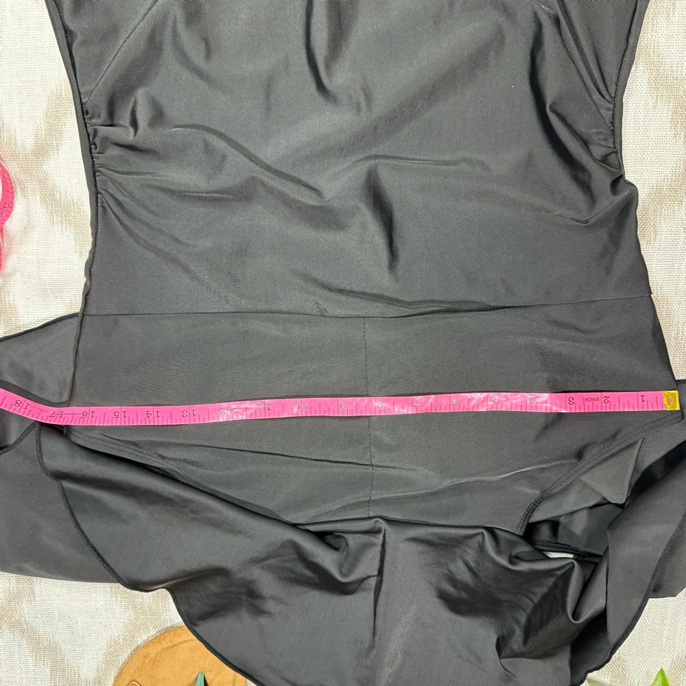 Flattering Black Off-Shoulder Ruffle Swimsuit Ruched Tummy Control One-Piece - Picture 5 of 10